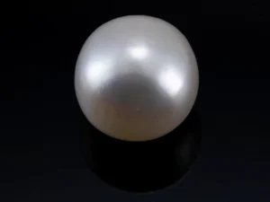 Radiant Cultured Pearl 7.41 Carat / 8.14 Ratti - Round Cut - Front View2