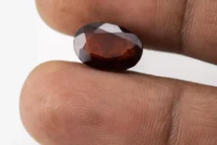 Hessonite (Gomed) 5.29 Carat - 5.81 Ratti - Size Reference