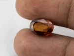 Hessonite (Gomed) 6.55 Carat / 7.20 Ratti - Size Reference