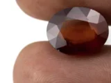 Hessonite (Gomed) 7.60 Carat - 8.35 Ratti - Size Reference