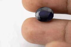 Iolite (Neeli) 12.18 Carat / 13.38 Ratti - Size Reference