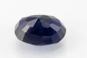 Iolite (Neeli) 3.66 Carat / 4.02 Ratti - Back View