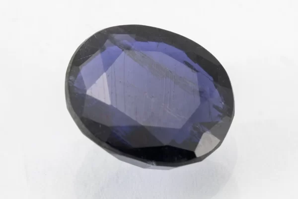 Iolite (Neeli) 4.85 Carat / 5.33 Ratti - Front View