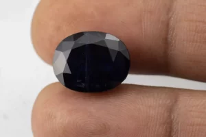 Iolite (Neeli) 5.00 Carat / 5.49 Ratti - Size Reference