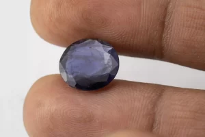 Iolite (Neeli) 5.42 Carat / 5.96 Ratti - Size Reference