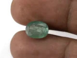 Natural Jambia Emerald (Panna) 3.20 Carat / 3.52 Ratti - Size Reference