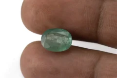 Natural Jambia Emerald (Panna) 3.20 Carat / 3.52 Ratti - Size Reference