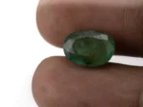 Natural Jambia Emerald (Panna) 4.65 Carat / 5.11 Ratti - Size Reference