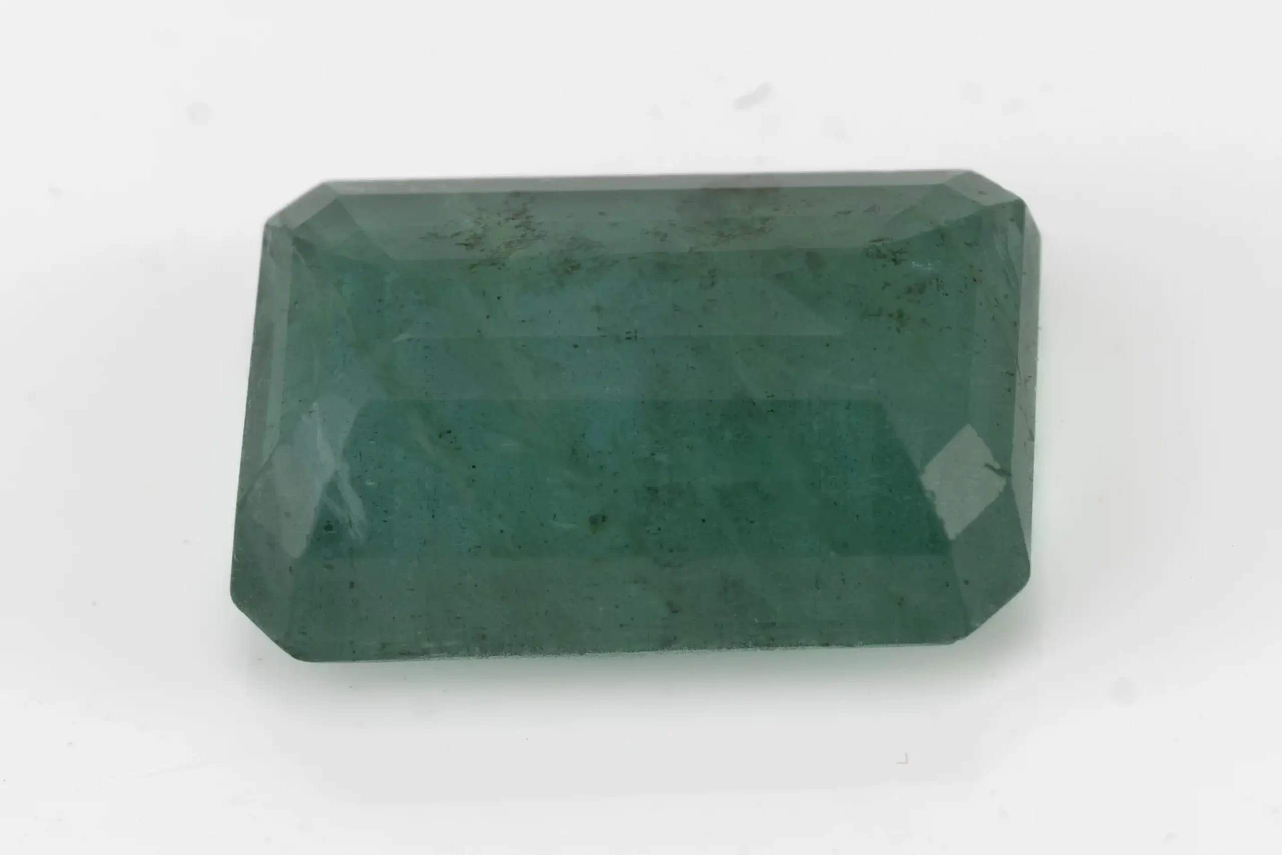 Natural Jambia Emerald (Panna) 7.82 Carat / 8.59 Ratti - Back View