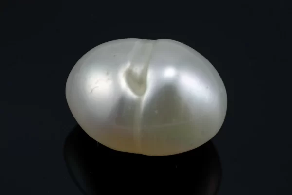 Certified Keshi Pearl 5.825 Carat - 6.10 Ratti - Back View