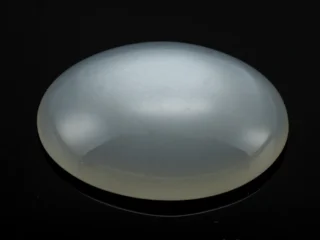 Moonstone (Chandramani) 5.46 Carat / 6.00 Ratti - Front View
