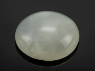 Moonstone (Chandramani) 6.17 Carat / 6.78 Ratti - Front View