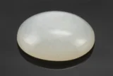 Moonstone (Chandramani) 6.57 Carat / 7.22 Ratti - Front View