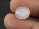 Moonstone (Chandramani) 6.78 Carat / 7.45 Ratti - Size Reference