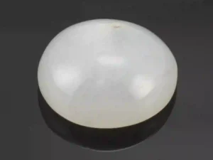 Moonstone (Chandramani) 7.22 Carat / 7.93 Ratti - Front View