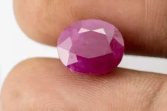 Mozambique Ruby (Manek) 7.39 Carat - 8.12 Ratti - Size Reference