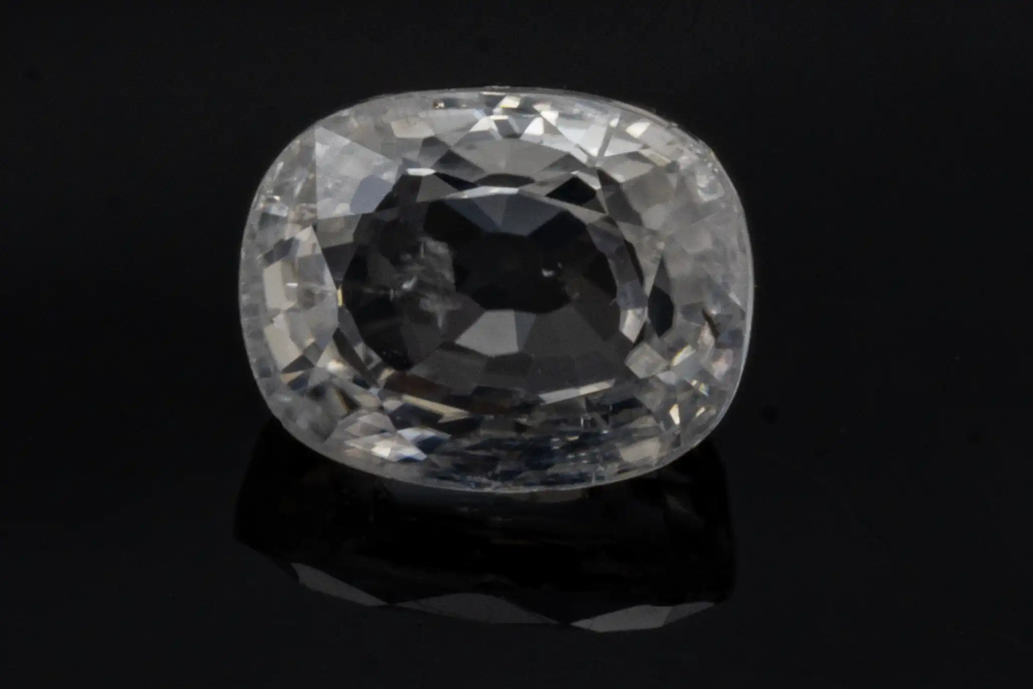 Natural Zircon 4.90 Carat - 5.38 Ratti - Front View2