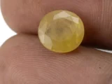 Natural Nizerian Yellow Sapphire 4.10 Carat / 4.50 Ratti Size Reference
