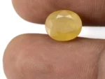 Natural Nizerian Yellow Sapphire 4.10 Carat / 4.50 Ratti Size Reference