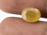 Natural Nizerian Yellow Sapphire 4.70 Carat / 5.16 Ratti Size Reference