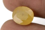Natural Nizerian Yellow Sapphire 6.60 Carat / 7.25 Ratti Size Reference