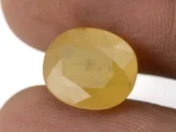 Natural Nizerian Yellow Sapphire 6.60 Carat / 7.25 Ratti Size Reference