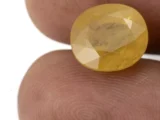 Natural Nizerian Yellow Sapphire 7.25 Carat / 7.98 Ratti Size Reference