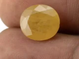 Natural Nizerian Yellow Sapphire 7.50 Carat / 8.24 Ratti Size Reference