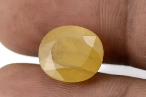 Natural Nizerian Yellow Sapphire 7.55 Carat / 8.30 Ratti Size Reference