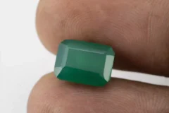 Natural Green Onex 3.99 Carat - Size Reference