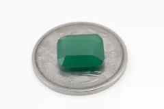 Natural Green Onex 4.15 Carat - Size Reference