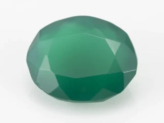 Original Onyx Stone 4.63 Carat oval green gemstone