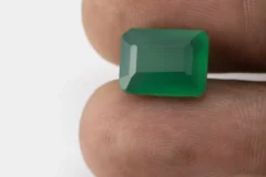 Natural Green Onex 4.99 Carat - Size Reference