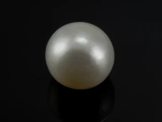 Cultured Pearl 5.15 Carat (5.66 Ratti) - Ball Shape