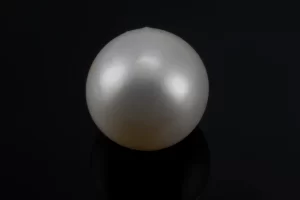 Cultured Pearl 7.01 Carat (7.70 Ratti) - Ball Shape