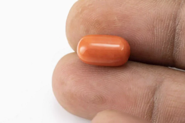 Red Coral (Moonga) 6.20 Carat / 6.81 Ratti - Size Reference