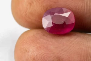 Size Reference: Authentic Ruby (Manek) 5.00 Carat / 5.49 Ratti - Size Reference