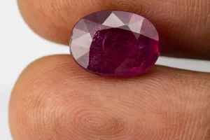 Size Reference: Authentic Ruby (Manek) 5.28 Carat / 5.80 Ratti - Size Reference