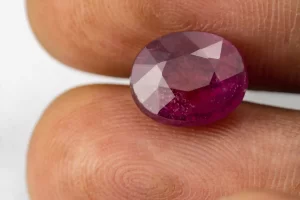 Size Reference: Authentic Ruby (Manek) 5.59 Carat / 6.14 Ratti - Size Reference