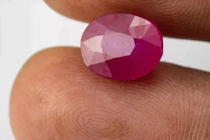 Size Reference: Authentic Ruby (Manek) 5.70 Carat / 6.26 Ratti - Size Reference