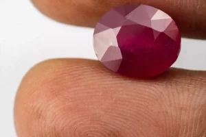 Size Reference: Authentic Ruby (Manek) 7.28 Carat / 8.00 Ratti - Size Reference