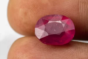 Size Reference: Authentic Ruby (Manek) 7.99 Carat / 8.78 Ratti - Size Reference