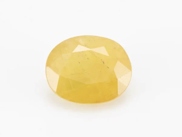 Yellow Sapphire 11.05 Carat 12.14 Ratti