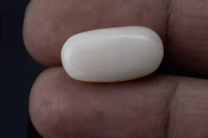 White Coral Stone 12.24 Ratti - 11.14 Carat Safed Moonga Size Reference