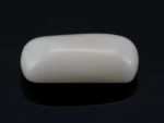White Coral Stone 4.94 Ratti - 4.50 Carat Safed Moonga Front View