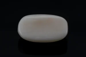 White Coral Stone 5.08 Ratti - 4.62 Carat Safed Moonga Back View