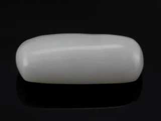 White Coral Stone 10.64 Ratti - 9.68 Carat Safed Moonga Front View