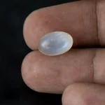 Natural Blue Moonstone Chandramani 6.57 Carat (7.22 Ratti) – In palm