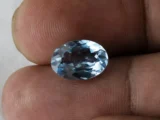 Natural Blue Topaz Stone 4.44 Carat (4.88 Ratti) – In palm
