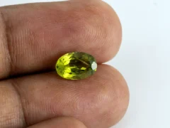 Natural Peridot Stone 2.50 Carat (2.75 Ratti) - In Palm